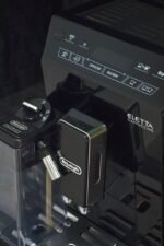Кавомашина De'Longhi ECAM 44.664 B Eletta Cappuccino - Зображення 4