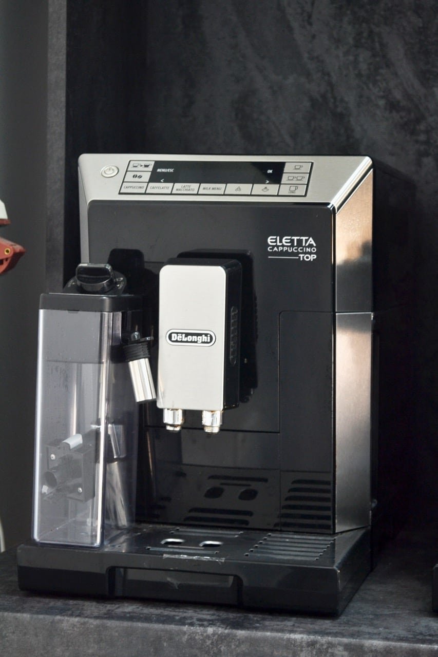 Tezza_2024_11_30_105558845 Large Кавомашина De'Longhi ECAM 45.766.B Eletta Cappuccino Top - Зображення 1