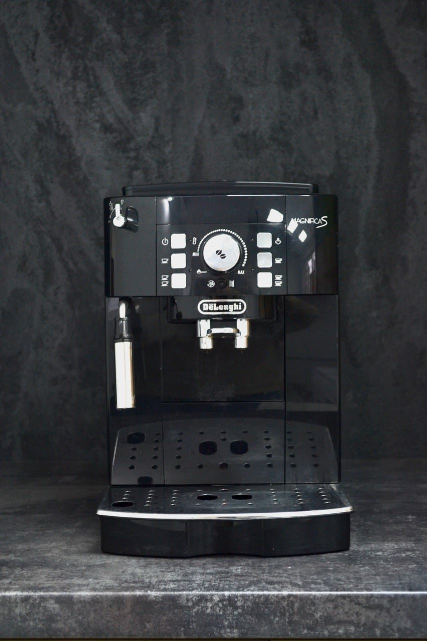 Tezza_2024_11_30_111101488 Large Кавомашина DeLonghi ECAM 22.112 B Magnifica S - Зображення 1