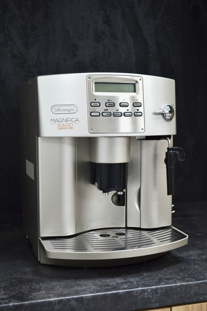 Tezza_2024_11_30_115322694 Large Кавомашина DeLonghi ESAM 3400 S - Зображення 1